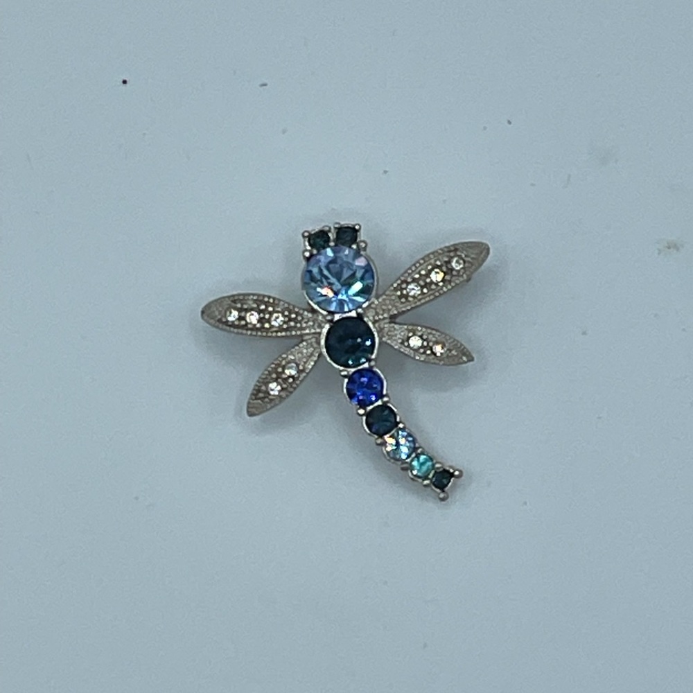 “DRAGONFLY” VINTAGE RHINESTONE PIN/ BROOCH. - Picture 3 of 11